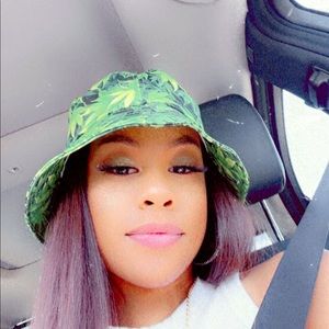 Meet your Posher, Natalia